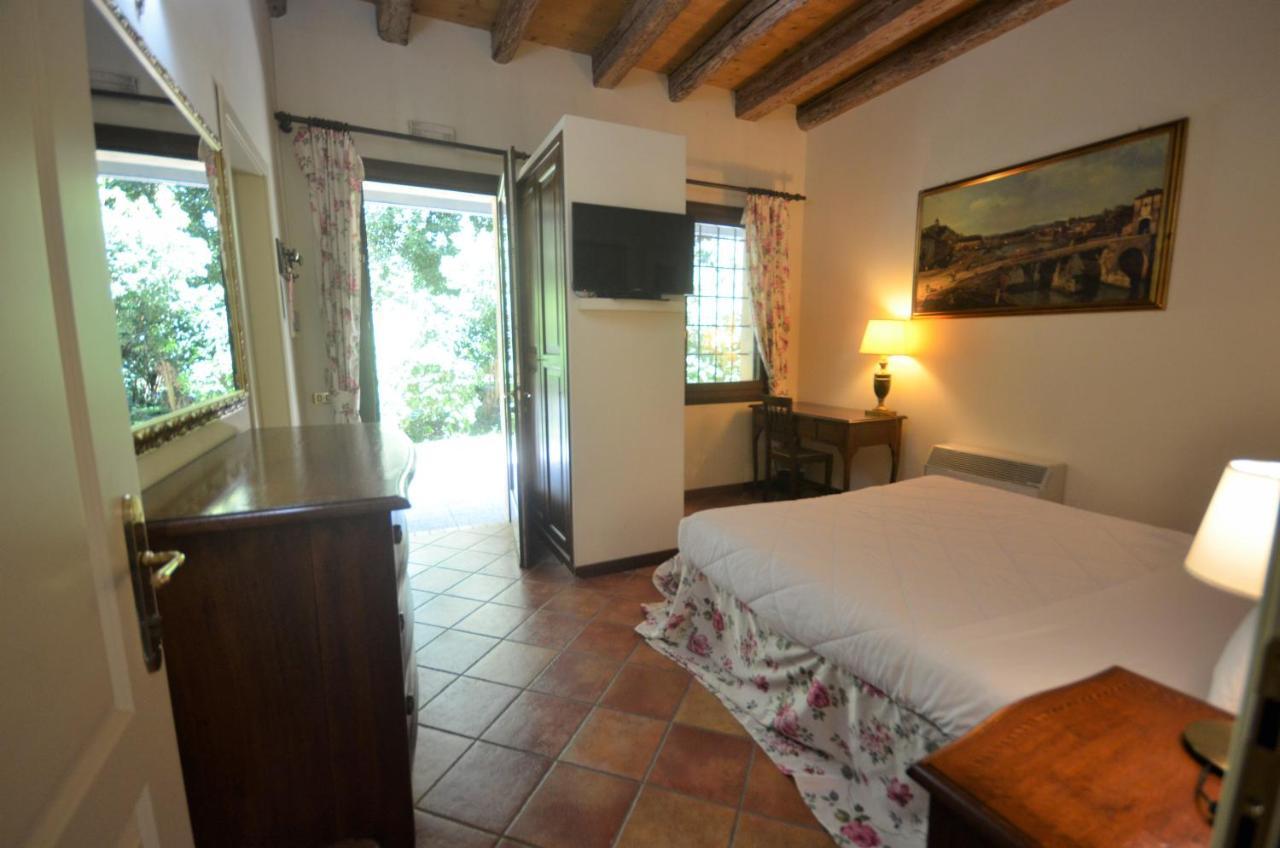 Hotel Villa Luppis Pasiano Di Pordenone Esterno foto
