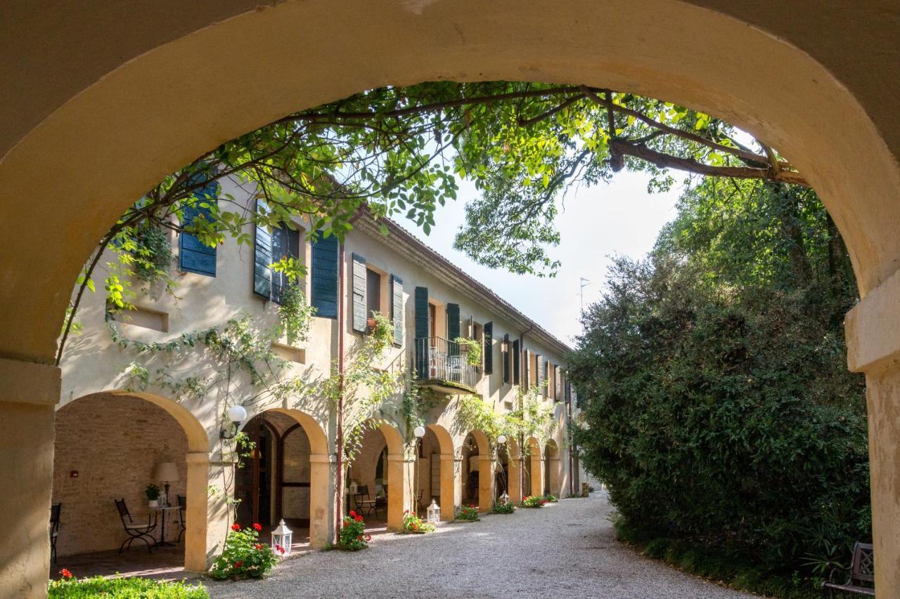Hotel Villa Luppis Pasiano Di Pordenone Esterno foto
