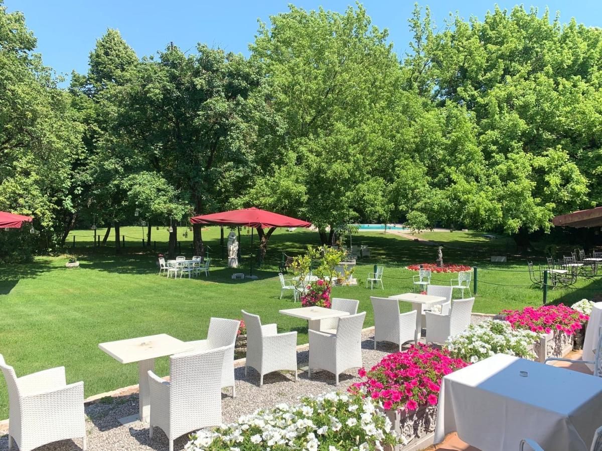 Hotel Villa Luppis Pasiano Di Pordenone Esterno foto