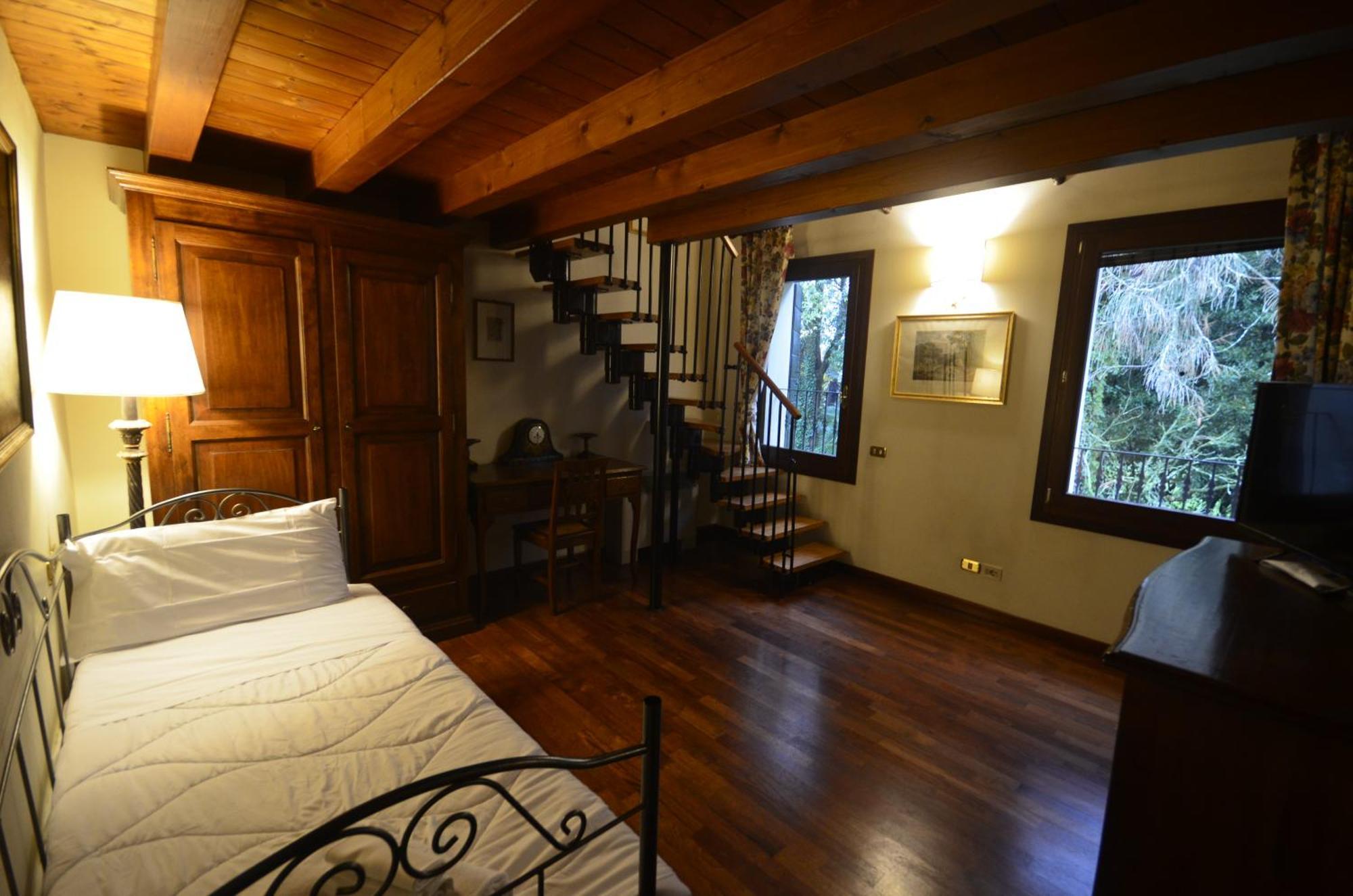 Hotel Villa Luppis Pasiano Di Pordenone Esterno foto