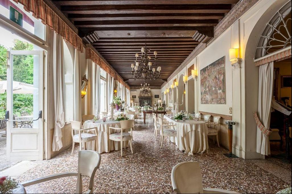 Hotel Villa Luppis Pasiano Di Pordenone Esterno foto