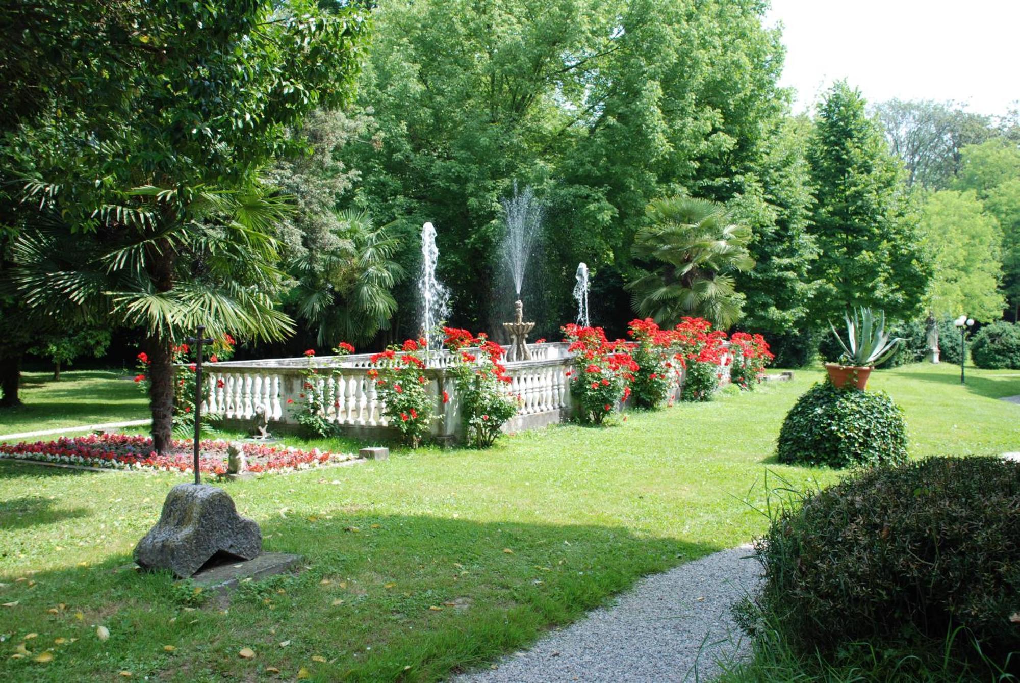 Hotel Villa Luppis Pasiano Di Pordenone Esterno foto