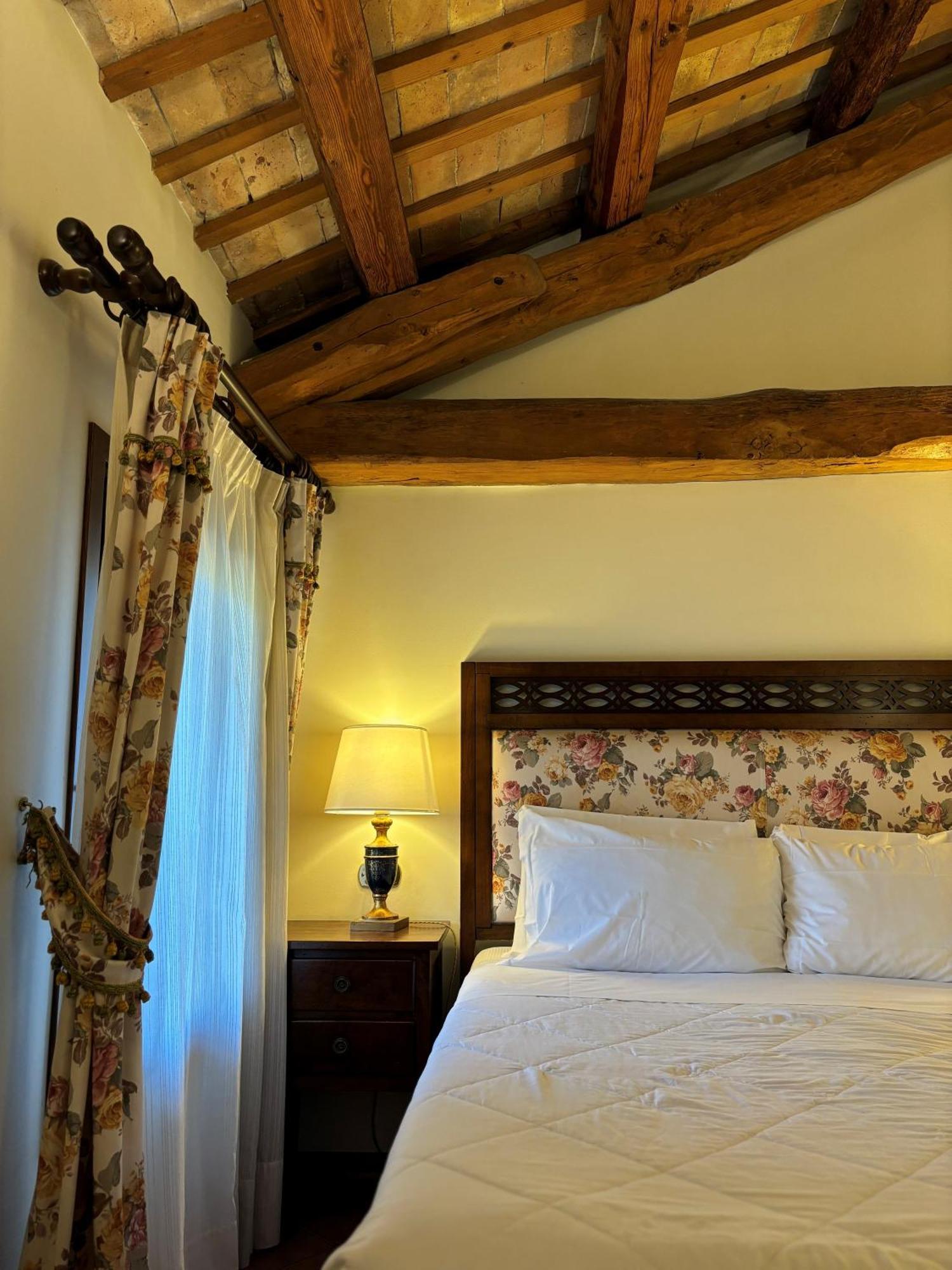 Hotel Villa Luppis Pasiano Di Pordenone Esterno foto