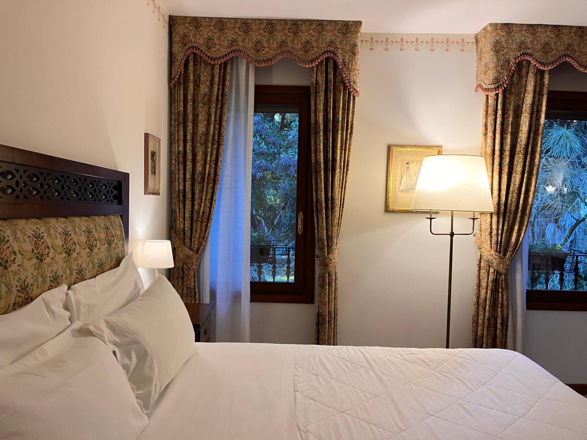 Hotel Villa Luppis Pasiano Di Pordenone Esterno foto